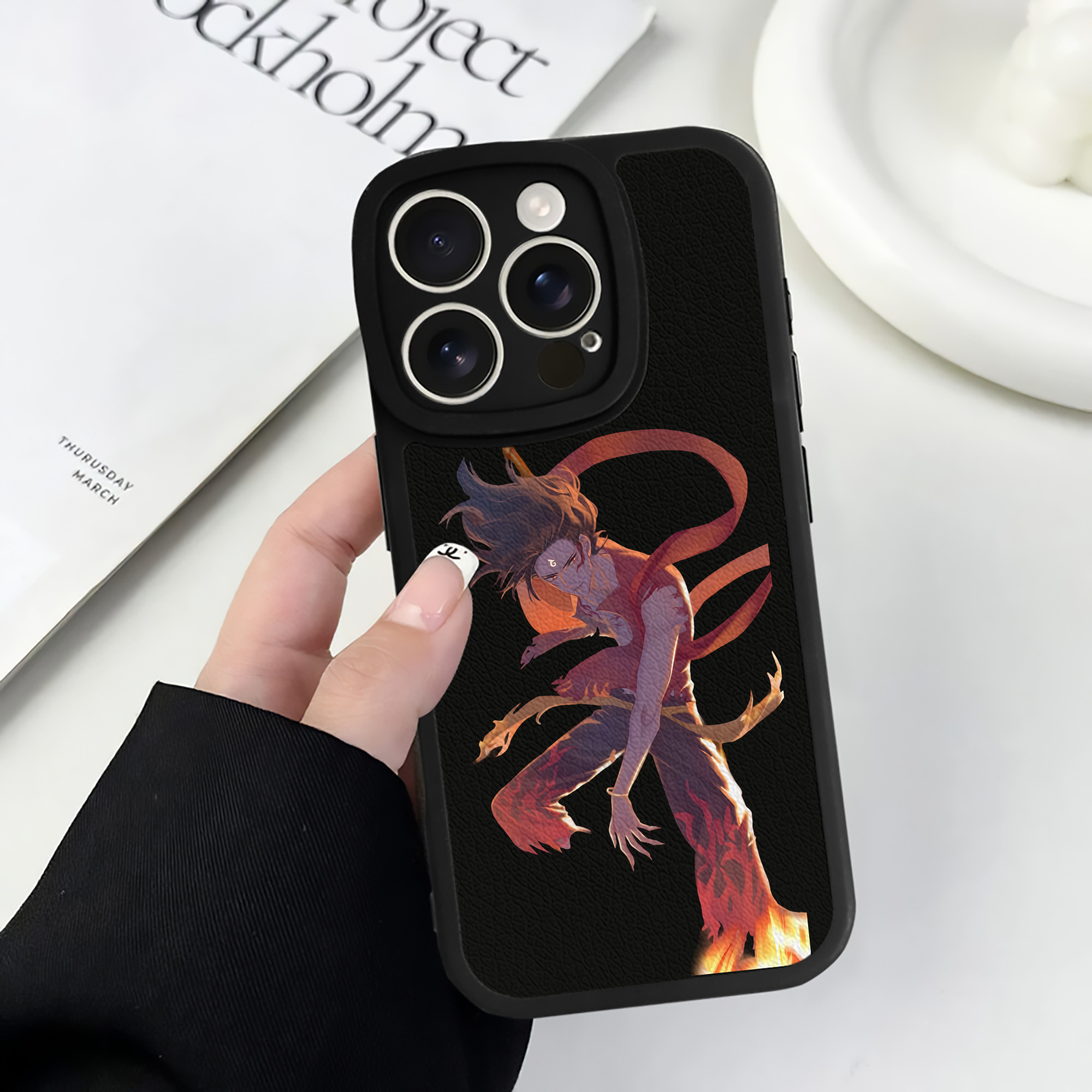 （画像用） Ne Zha 2 ナタ 魔童の大暴れ 【iPhone 16シリーズ対応】シリコンスマホケース（レザー調） 材質：シリコン